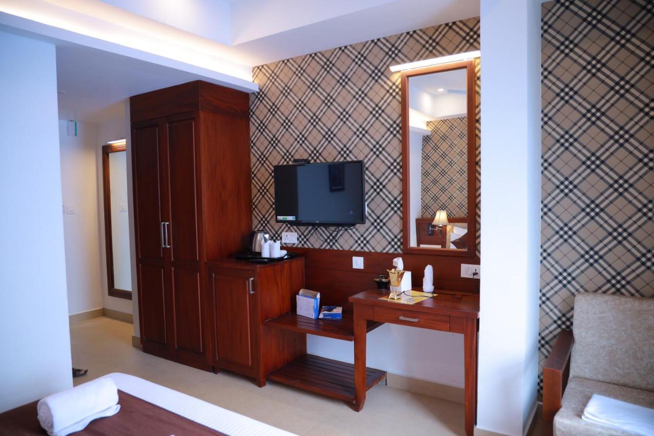 Dev Residency Ξενοδοχείο Thiruvananthapuram Εξωτερικό φωτογραφία